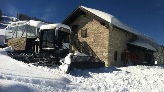 Passeggiata invernale a Malga Ortesino: incanto bianco sull’Alpe Cimbra by babytrekking.it