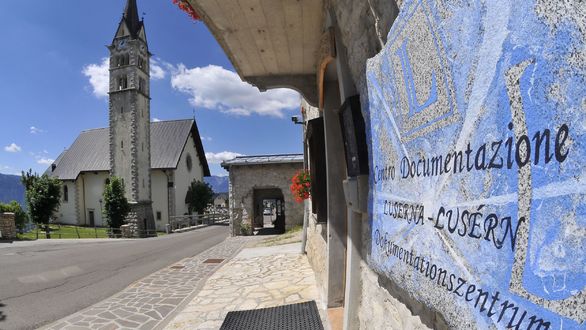 CENTRO DOCUMENTAZIONE LUSERNA