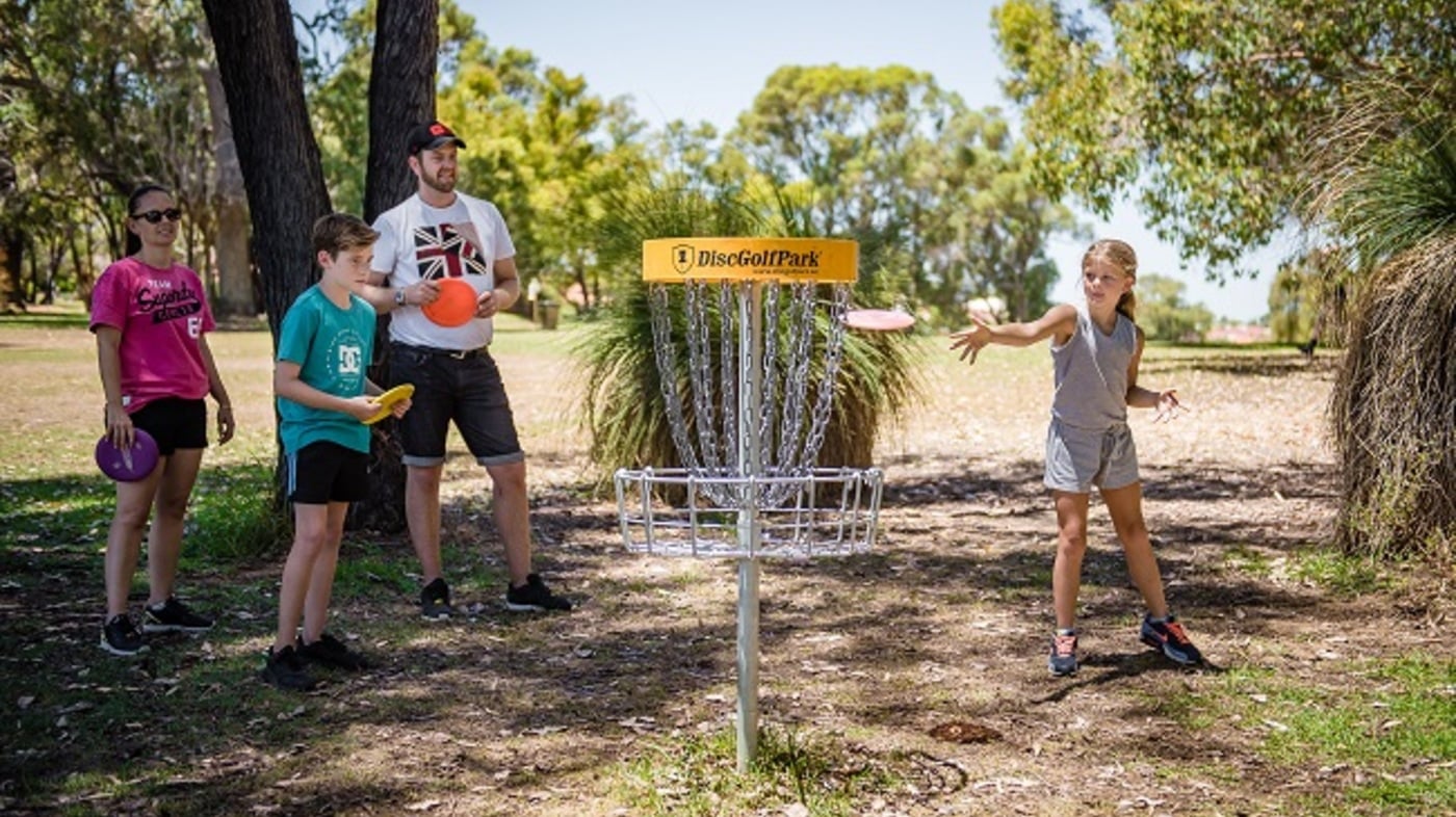 IL DISC GOLF ARRIVA IN QUOTA sull’Alpe Cimbra di Folgaria