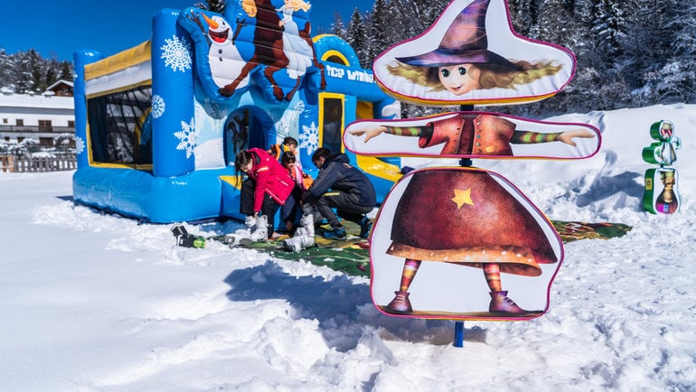 Imparare a sciare in Trentino con i bambini: le 10 cose da sapere