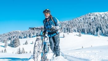 A tutta fat bike sulla neve dell'Alpe Cimbra