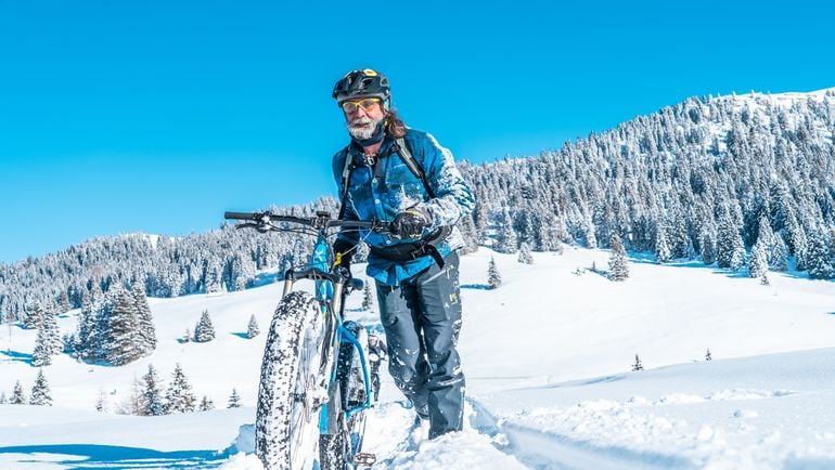 A tutta fat bike sulla neve dell'Alpe Cimbra