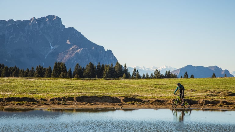 Alpe Cimbra: vacanza bike con tre generazioni